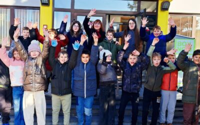 Unikatni ukrasi naših četvrtaša oživjeli općinski bor